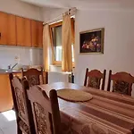 In With Two-bedrooms 3