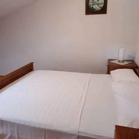 Apartment In With Two-bedrooms 3 Medulin